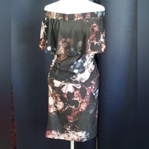 Gorgeous Maternity Floral Dress 👗